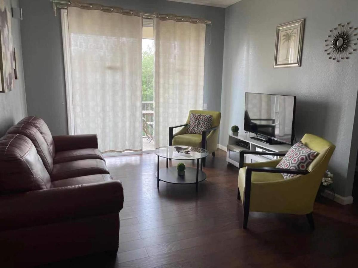 Resort-Style Condo Near Disney World คิสซิมมี ภายนอก รูปภาพ